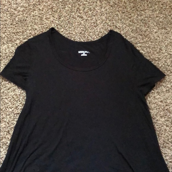 Merona T-shirt - Picture 1 of 2
